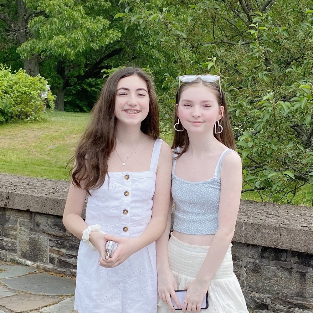 Meet your Posher, Lola